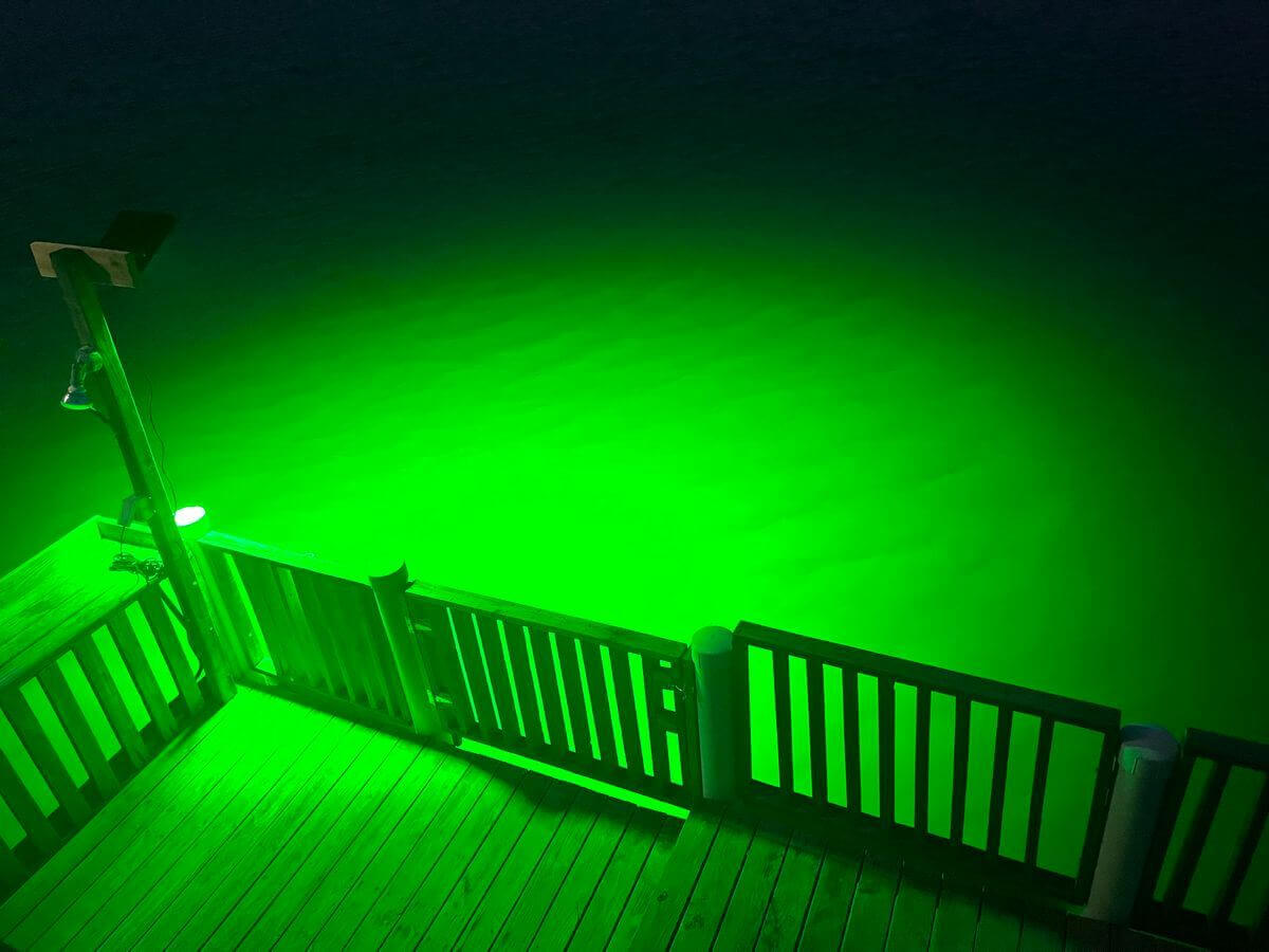 LED Dock Light, DockPro 16000 by Alumiglo